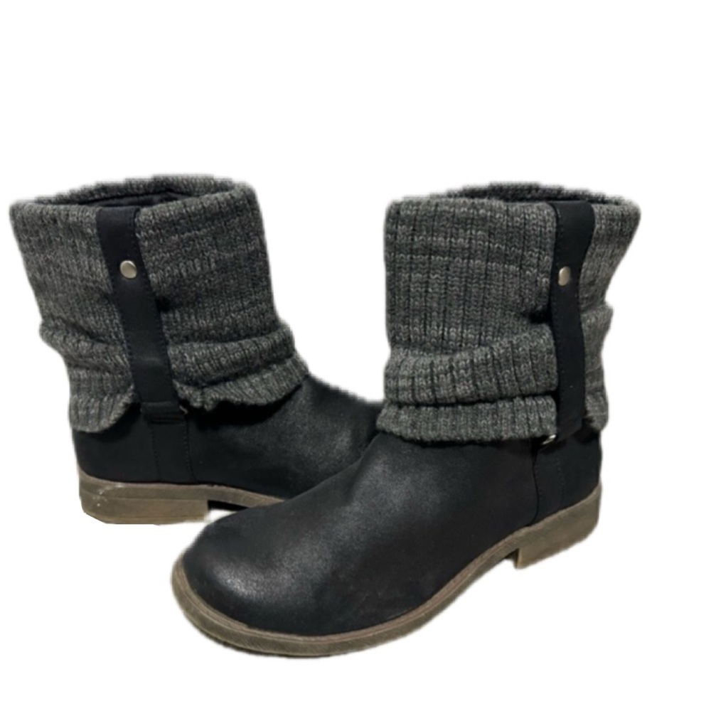 women’s size 9 1/2 black ankle boots